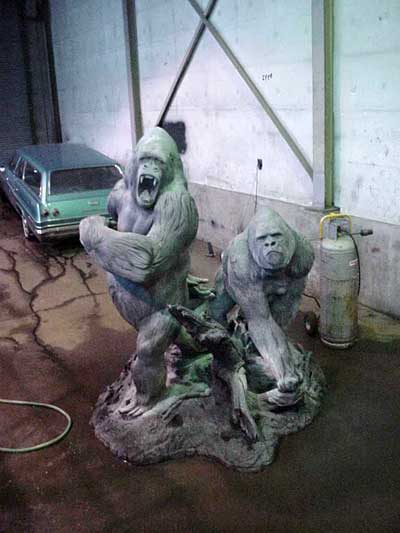 Gorilla Family Patina - Artist Bill Moomey